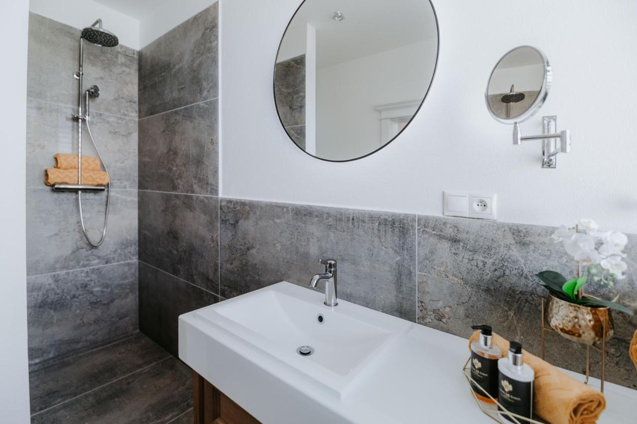 Apartmány Evia clinic Levice Esterno foto
