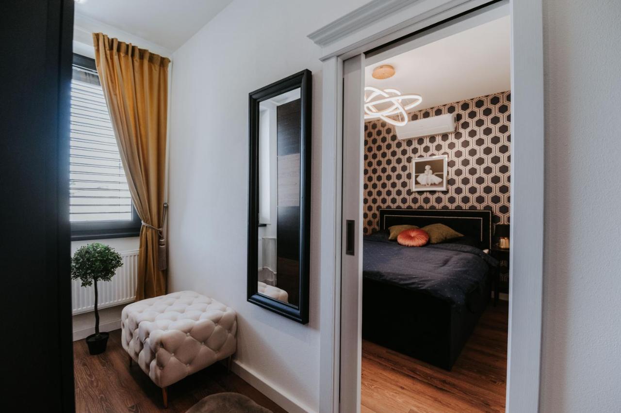 Apartmány Evia clinic Levice Esterno foto