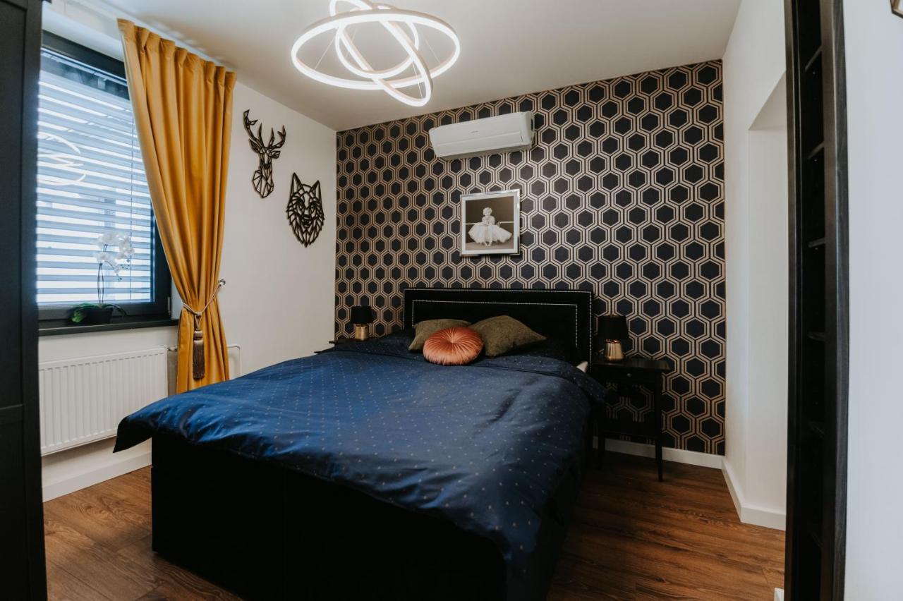 Apartmány Evia clinic Levice Esterno foto